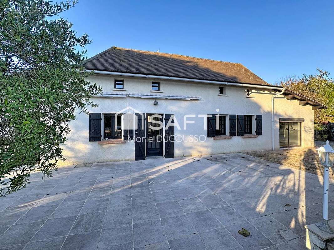 Photo 2 - Maison à LE PIZOU