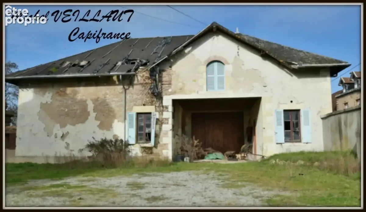 Propriété à vendre avec bâtisse de 15 pièces, 2 gîtes, terrain 7390 m², VILLENEUVE SUR ALLIER (03) - photo 10
