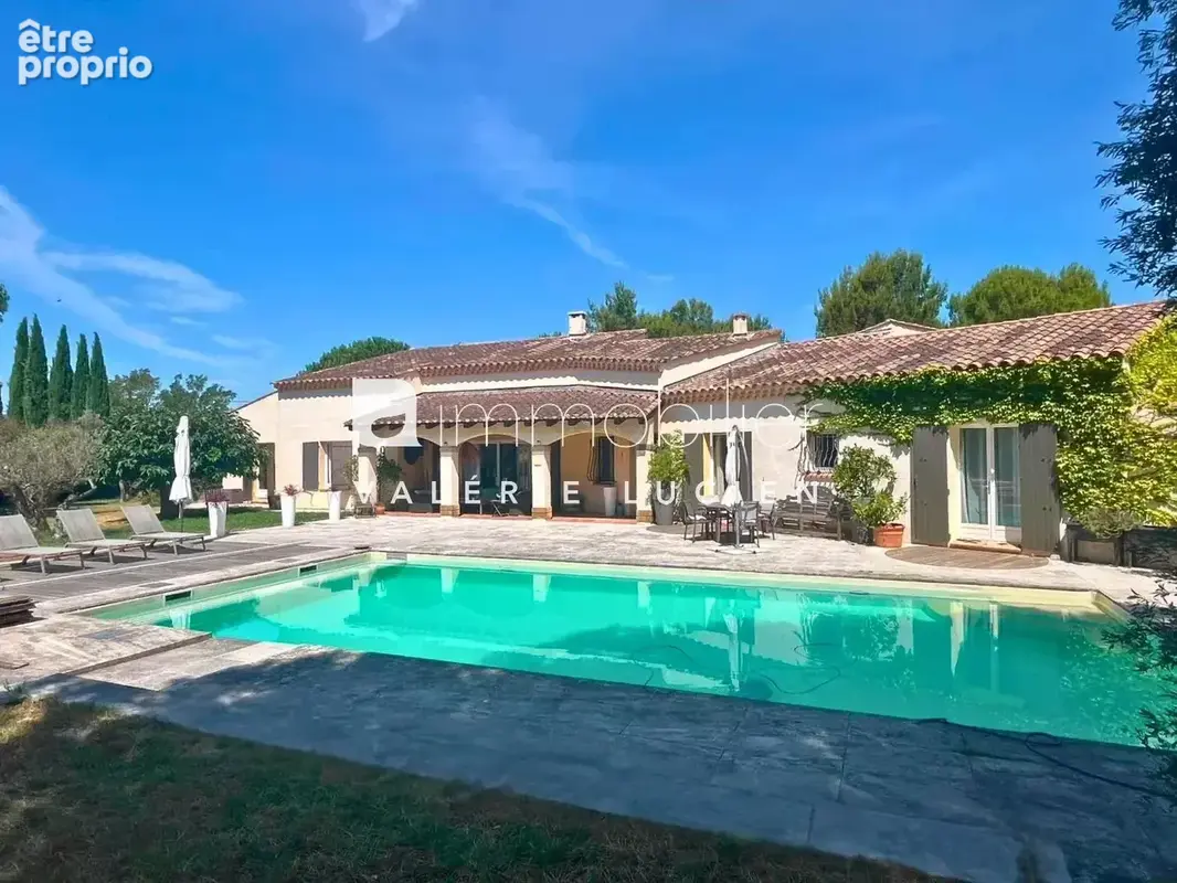 Photo Maison à Arles au prix de 980 000€