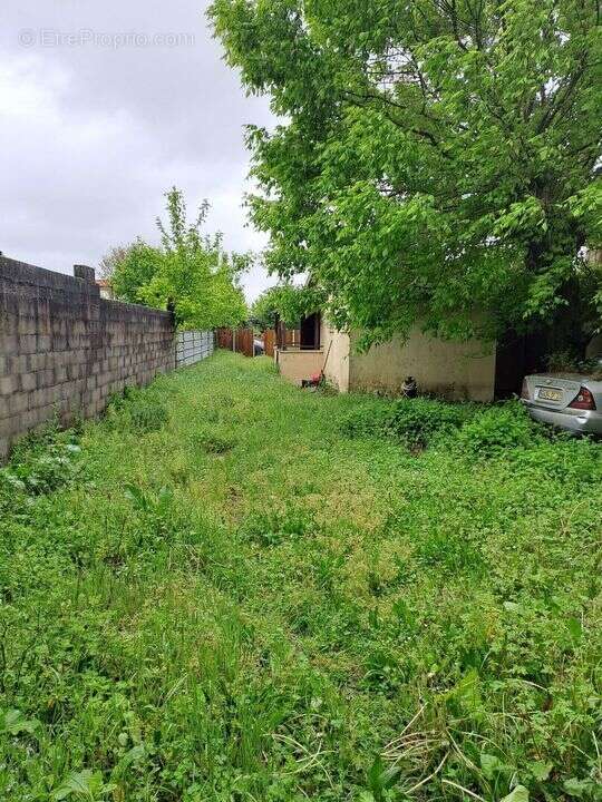 EYSINES MAISON T3  A VENDRE  DEUX CHAMBRES TERRAIN 895 m2 - Maison à EYSINES