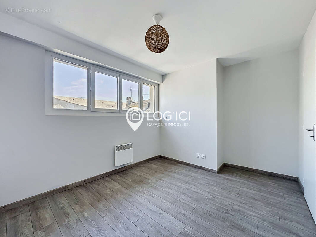 Appartement à NAY