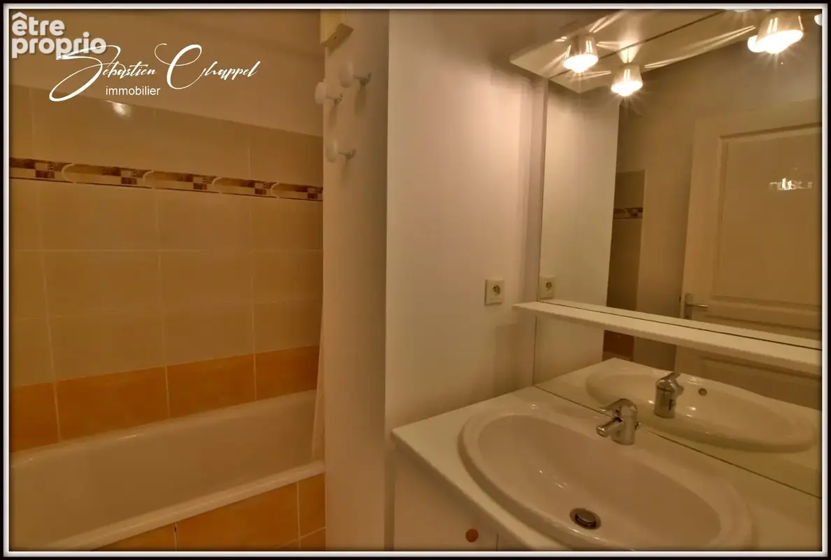 Pézenas – Dernier étage – T2 avec mezzanine, terrasse, climatisation et parking - photo 10
