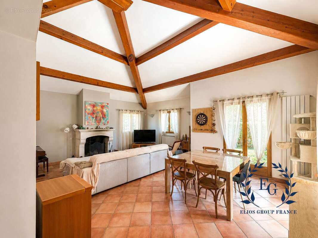 Maison 149 m² à Brignoles  - photo 4