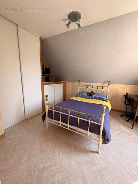 A vendre maison Guécélard - 4 chambres - double garage - belle parcelle - photo 11
