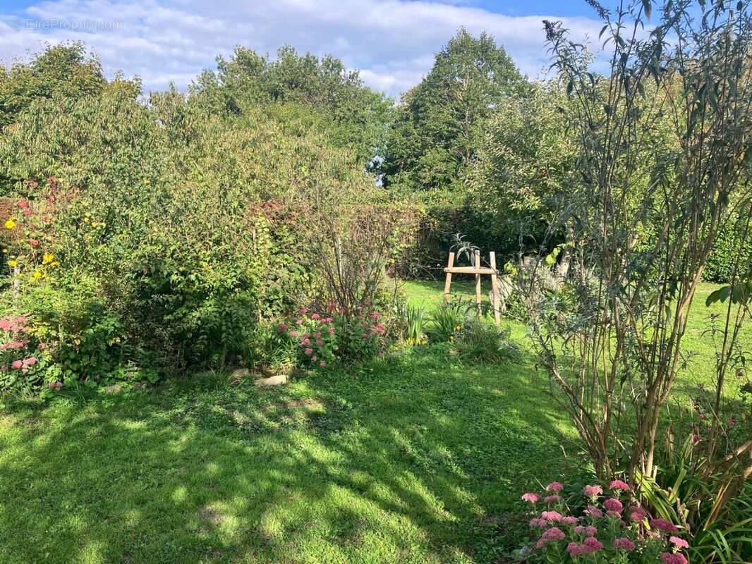 Maison à SAINT-DENIS-D&#039;ANJOU