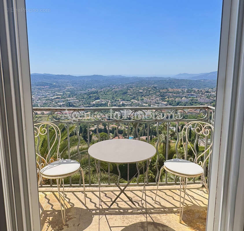 Appartement à GRASSE