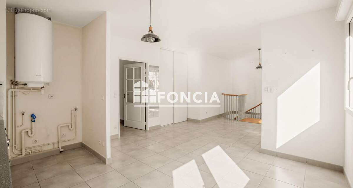 Appartement à LYON-3E