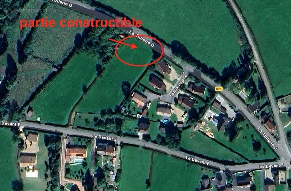 Terrain à SAINT-VINCENT-BRAGNY