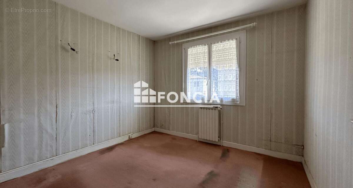 Charmante maison de 131 m² sur deux niveaux avec garage et véranda - photo 13