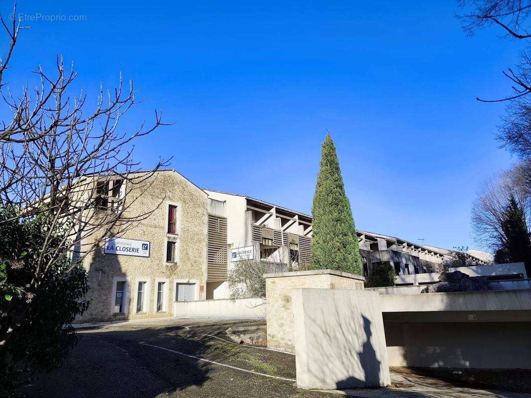 Appartement à BARJAC
