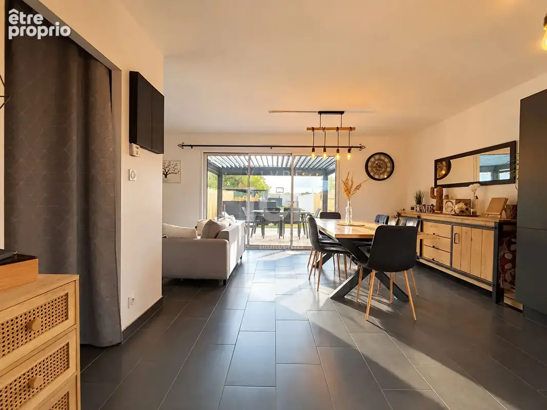 Maison 5 pièces  4 chambres les sorinières - photo 2
