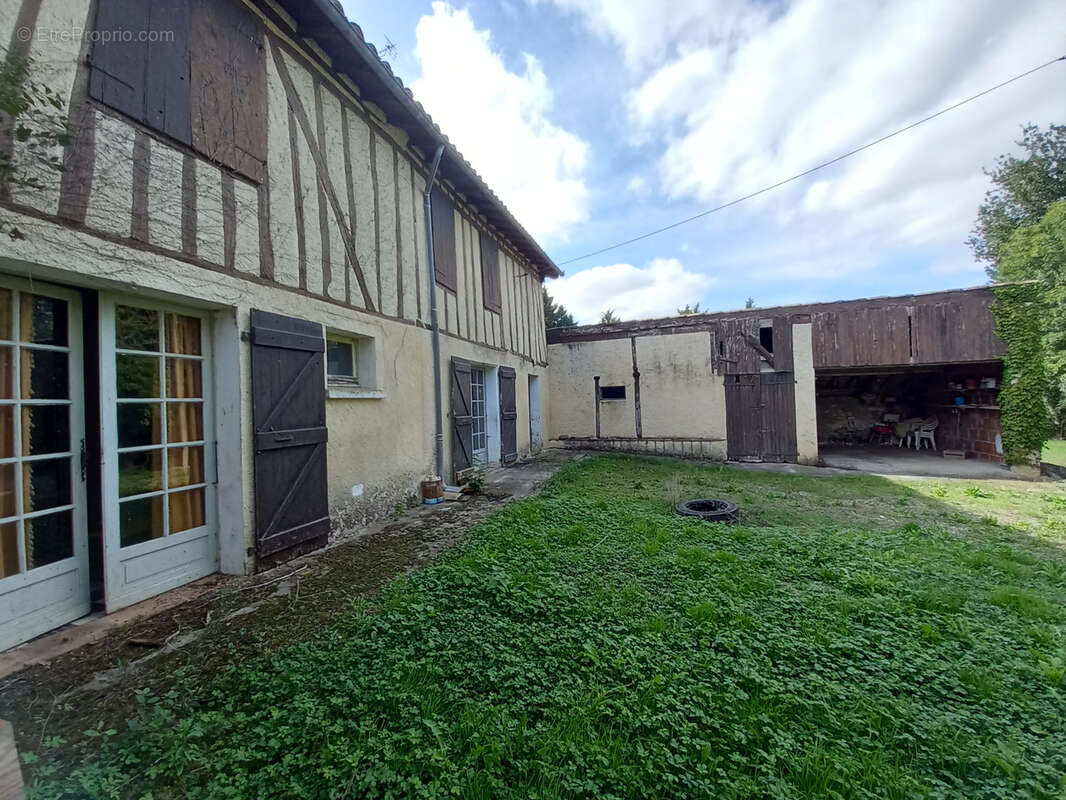 Maison à L&#039;ISLE-JOURDAIN