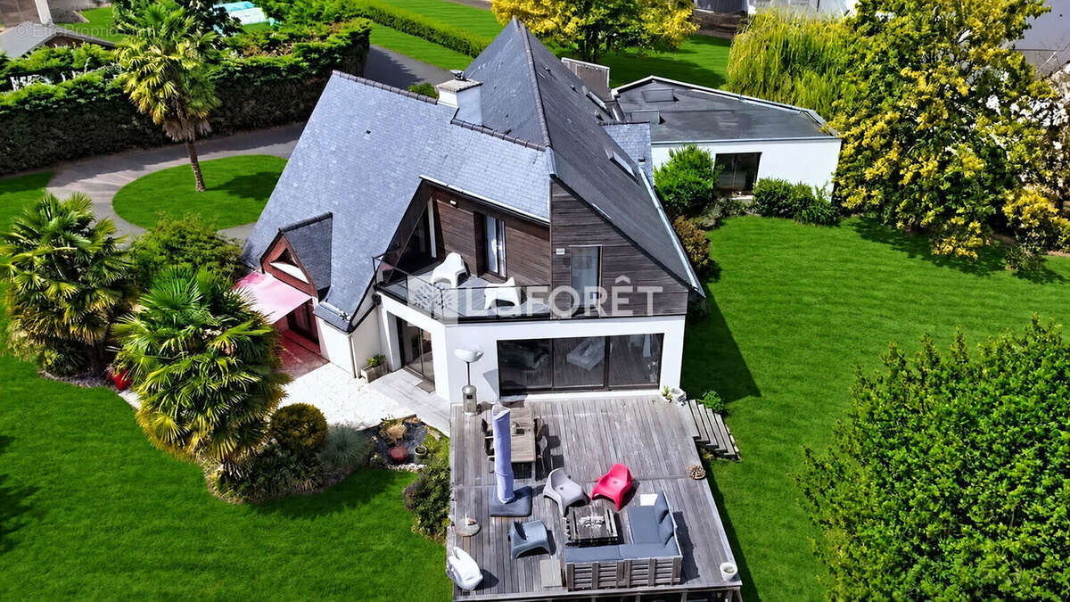 Maison Laillé 232 m² - parc arboré 3300 m² constructible - photo 5
