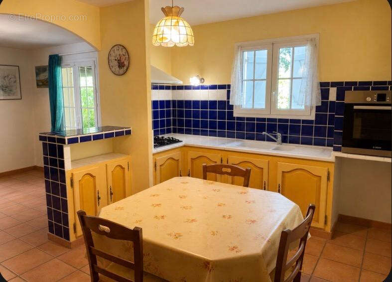 Maison à BOISSET-ET-GAUJAC