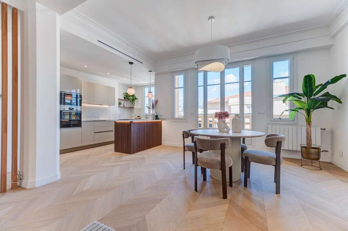 Appartement à NICE