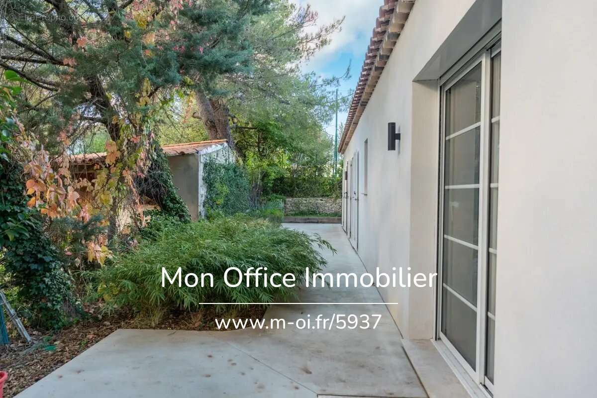Maison à EGUILLES