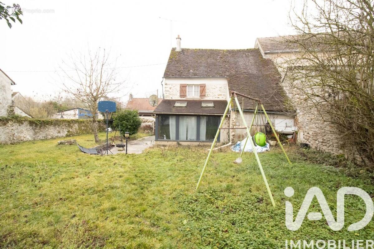 Photo 1 - Maison à SAINT-GERMAIN-SOUS-DOUE