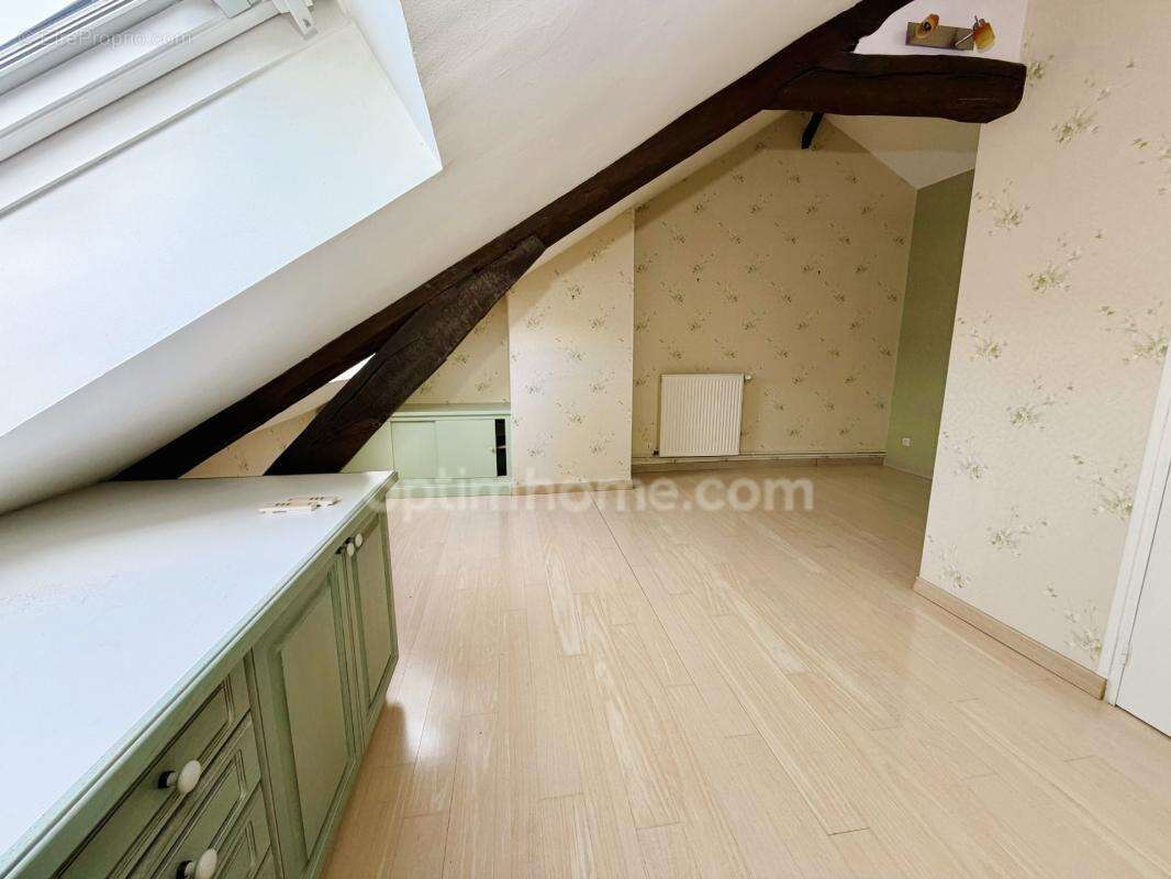 Appartement en duplex spacieux et lumimeux - proche centre ville - lisieux (14) - photo 16