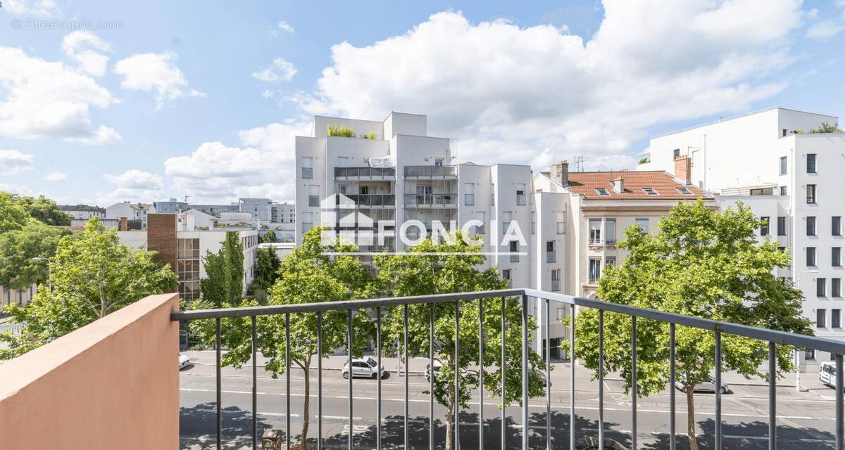 Appartement à LYON-8E
