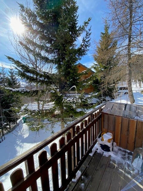 Maison à LE CHATEL