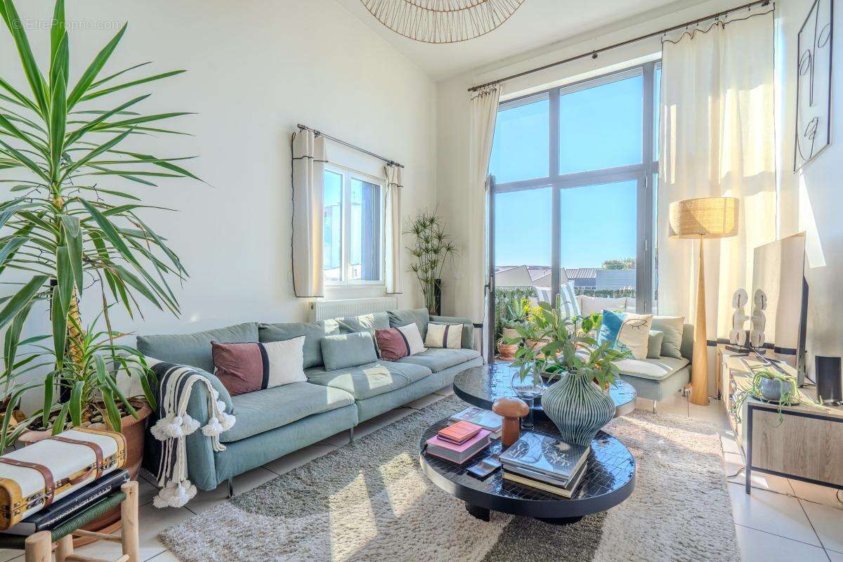 Appartement à BORDEAUX