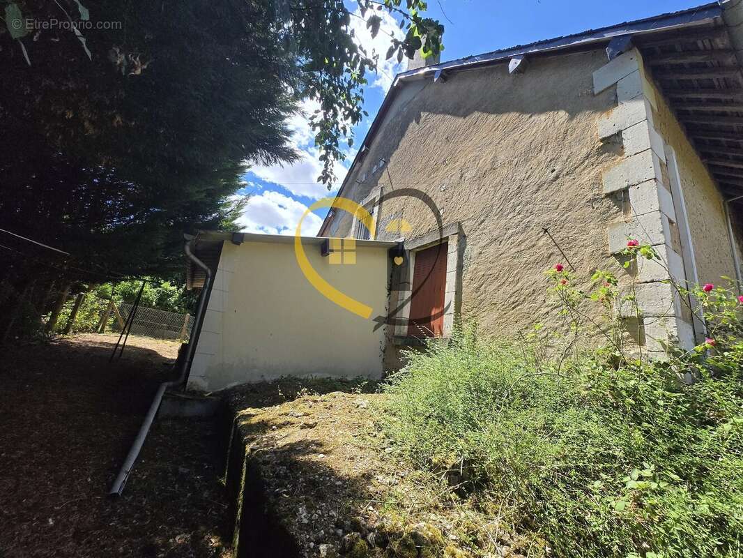 Maison de village avec garage et atelier – Henrichemont - photo 21