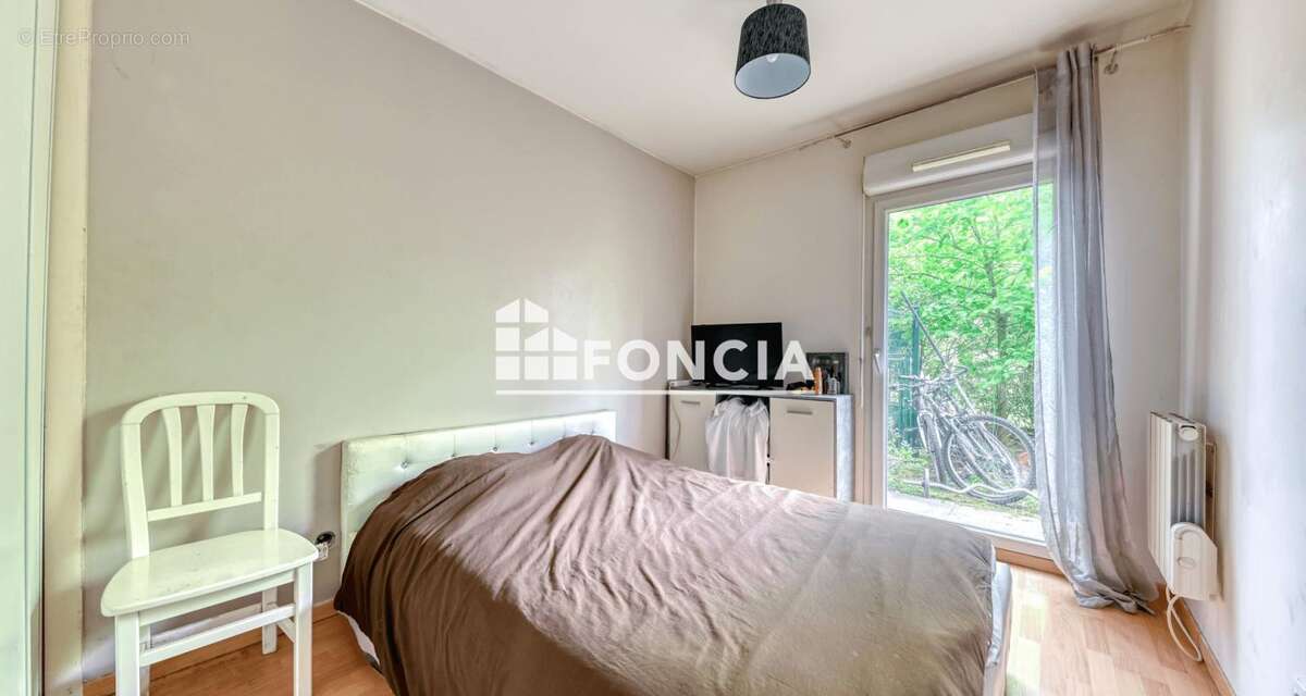 Appartement à BRON