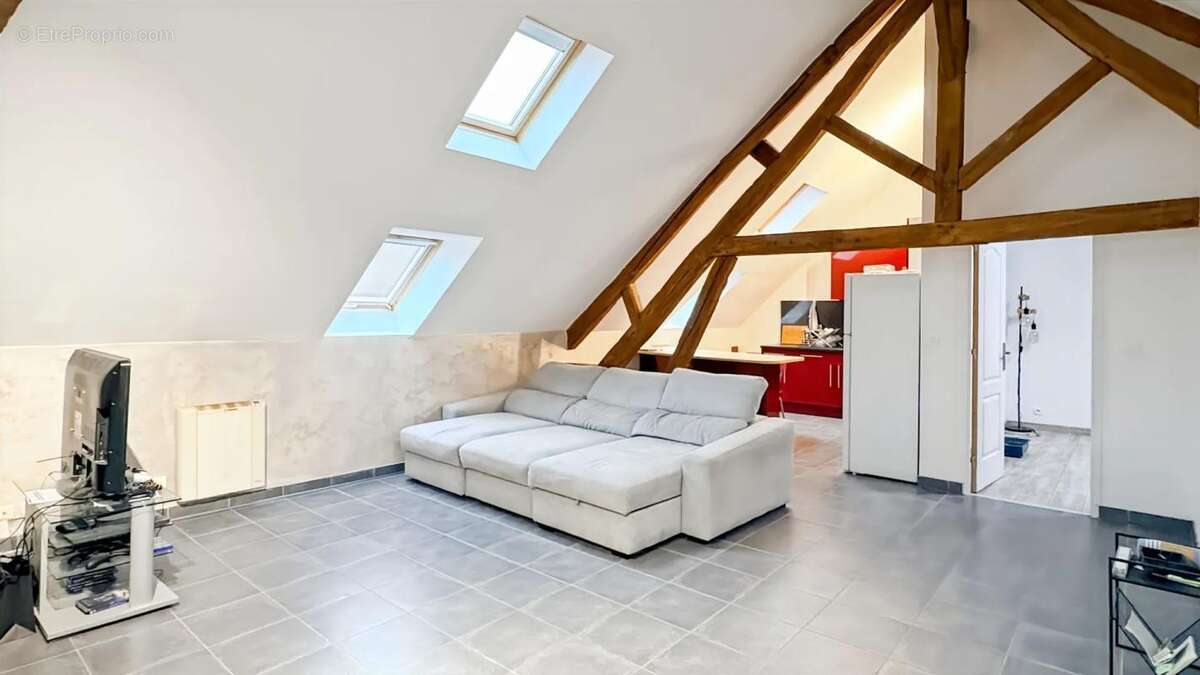 Appartement à AUNEAU