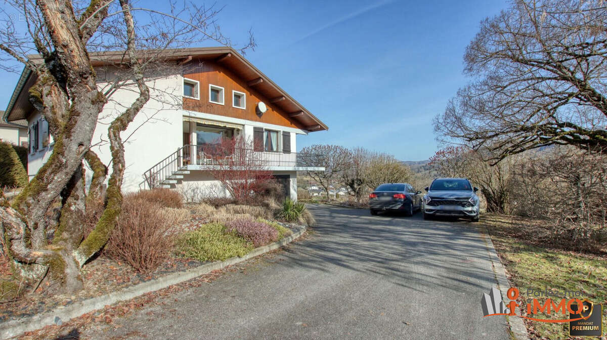 Maison à CHARVONNEX