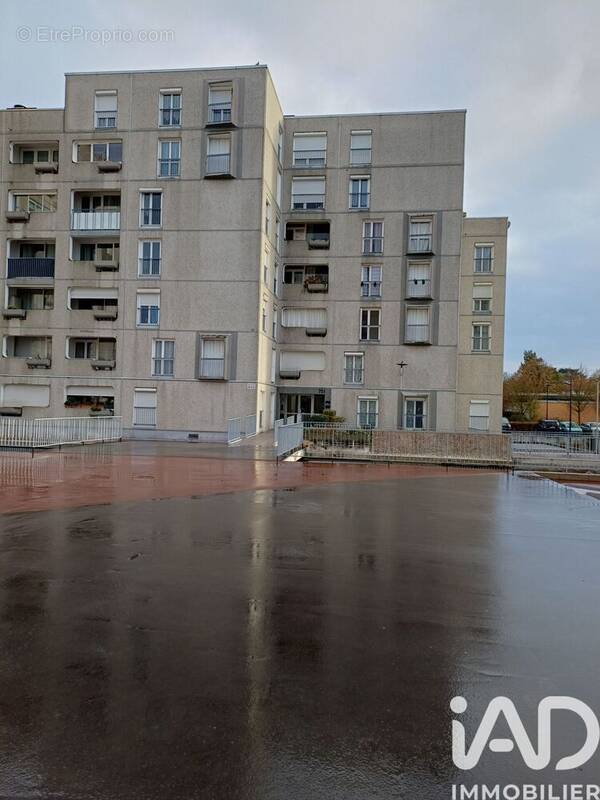 Photo 1 - Appartement à DAMMARIE-LES-LYS