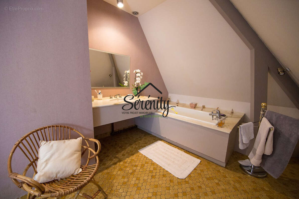 Maison 179 m² à Avion  - photo 5