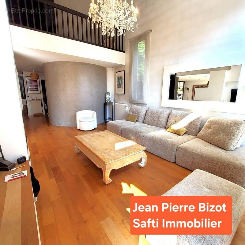 Photo 1 - Maison à CHILLY-MAZARIN