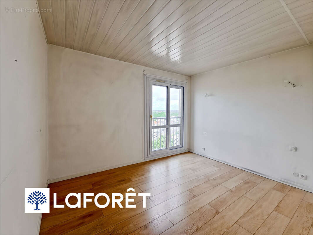 Appartement à RIS-ORANGIS