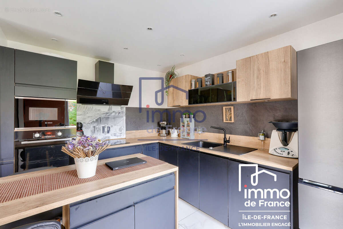 Maison à CHELLES