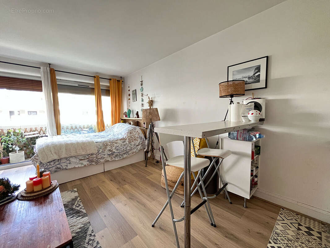 Appartement Saint-Cloud / Studio 28,34 m2 / Les Milons (Tram T2) - Vendu loué - Exclusivité - photo 9