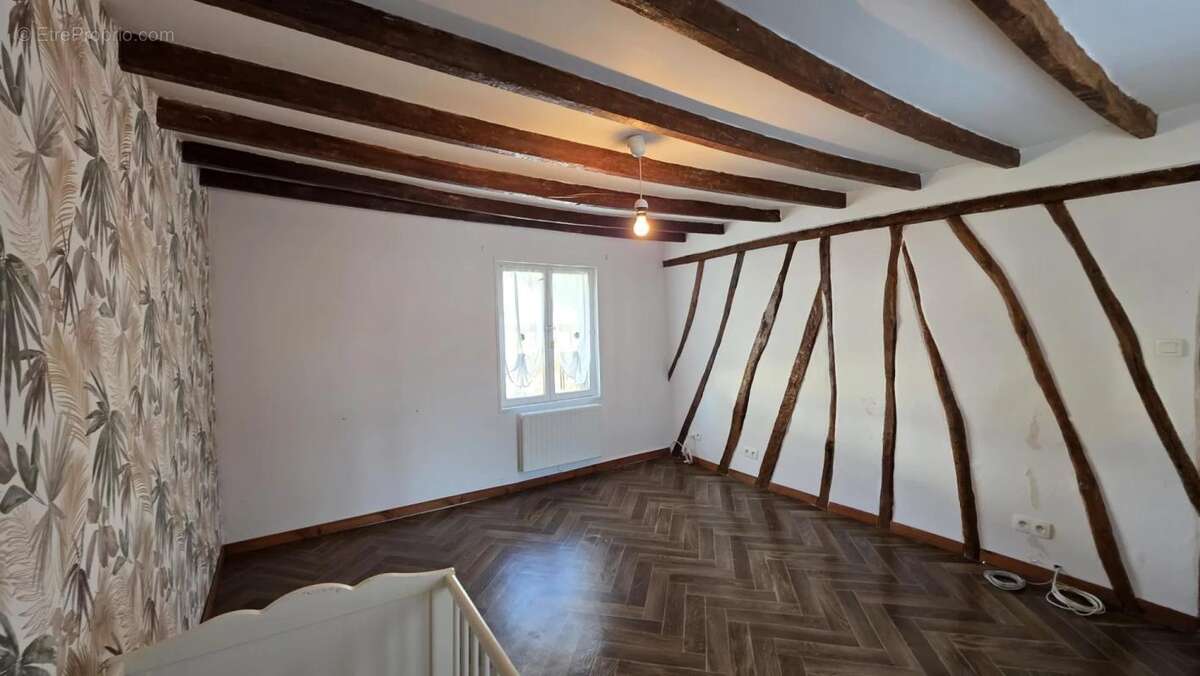 Maison à HALLOY