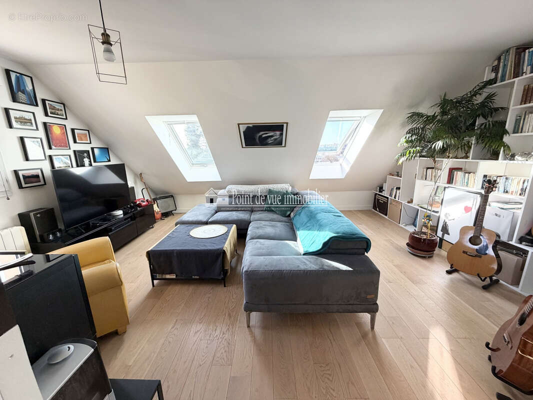 Appartement à CHILLY-MAZARIN