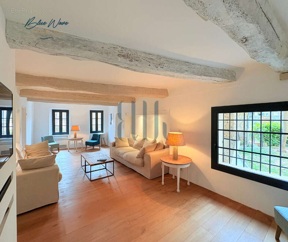 Maison à PLAN-DE-LA-TOUR