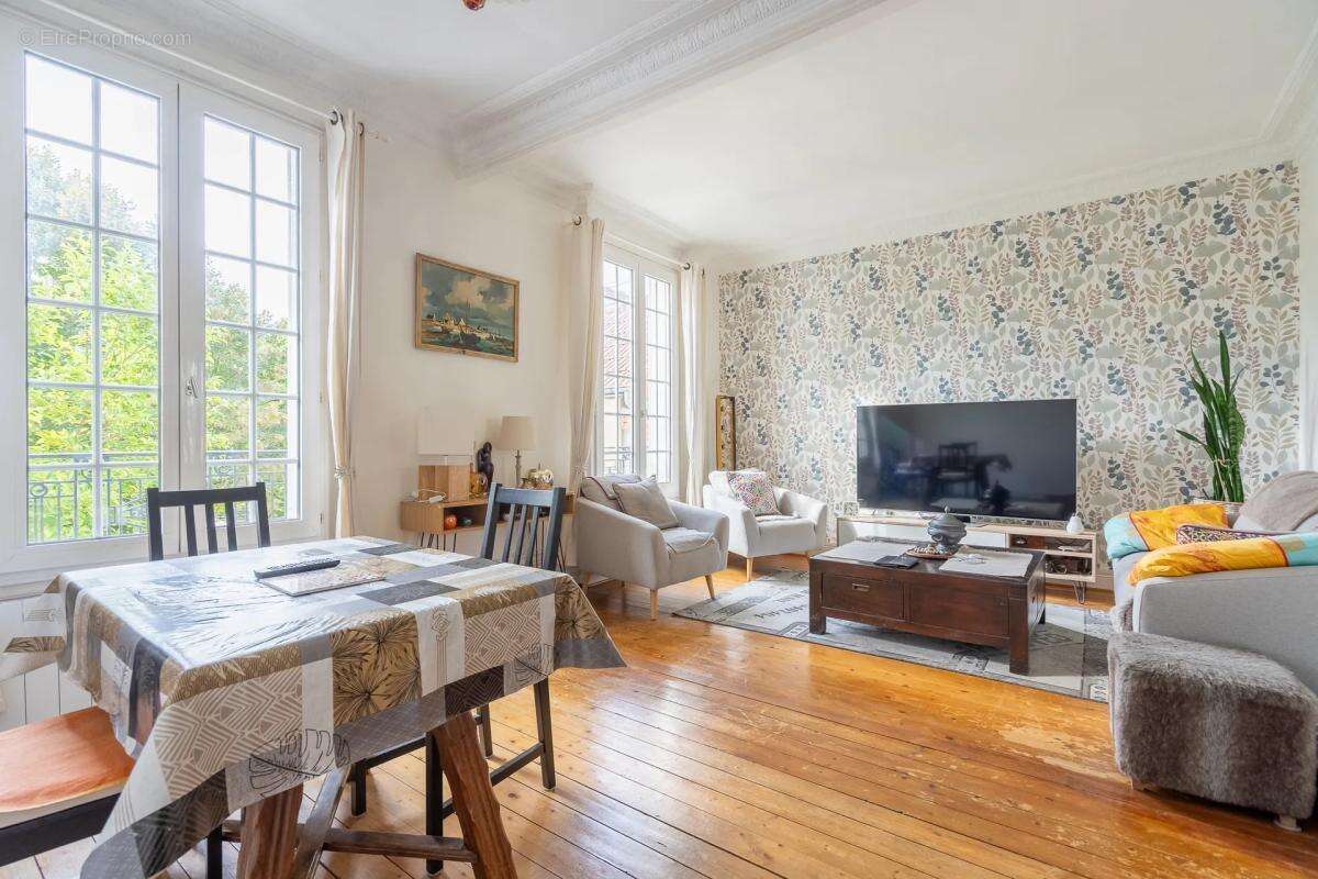 Maison à LE PERREUX-SUR-MARNE