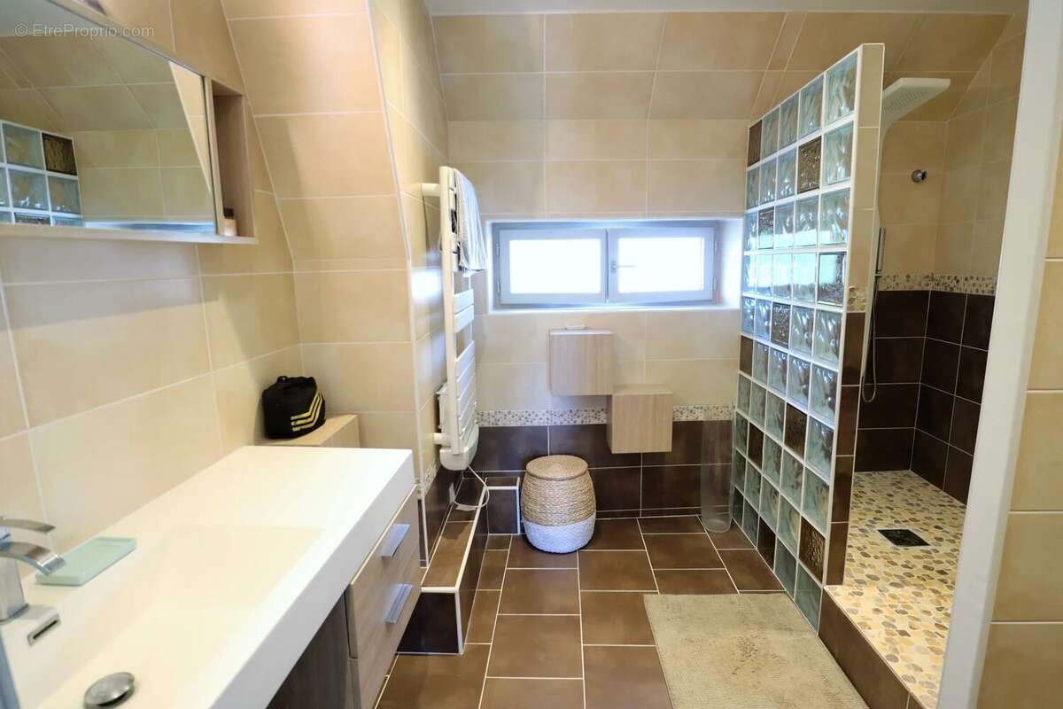 Maison à LIZY-SUR-OURCQ