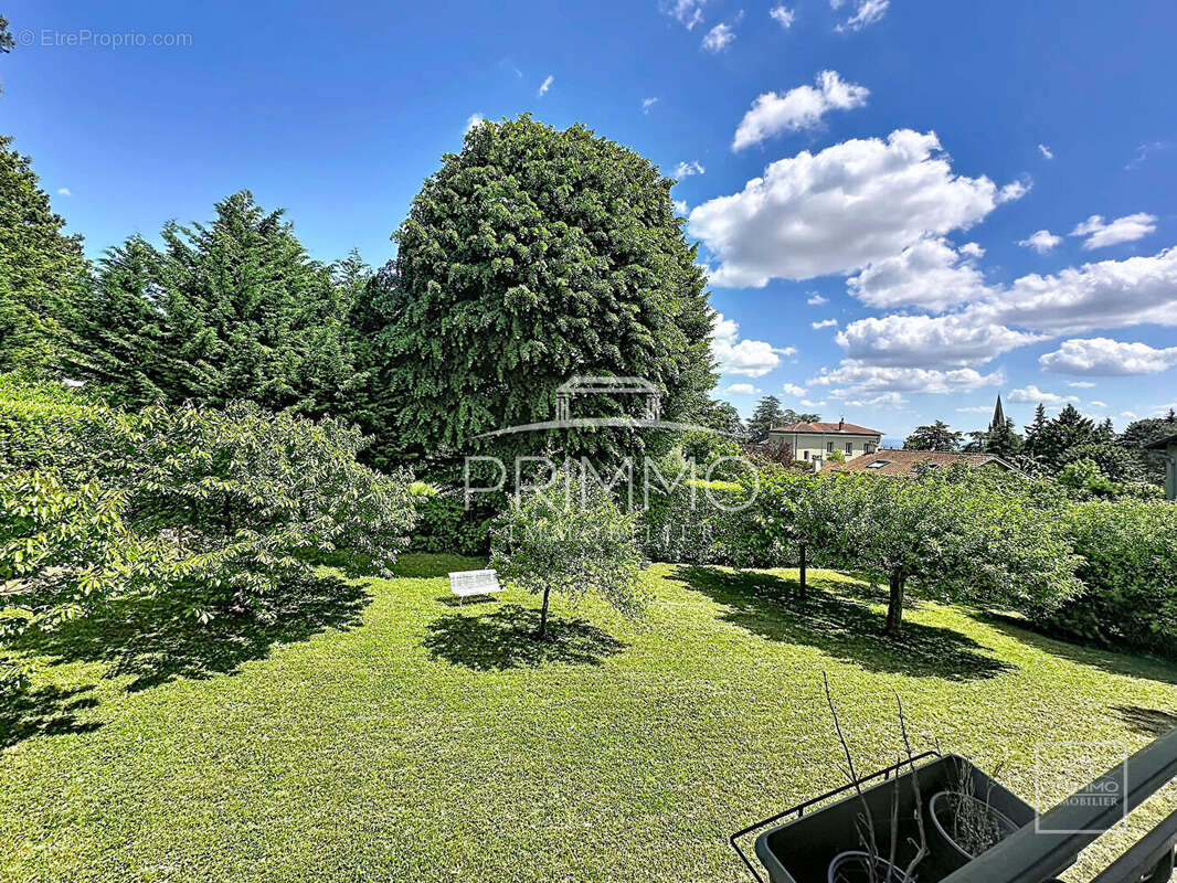 Maison à SAINT-CYR-AU-MONT-D'OR