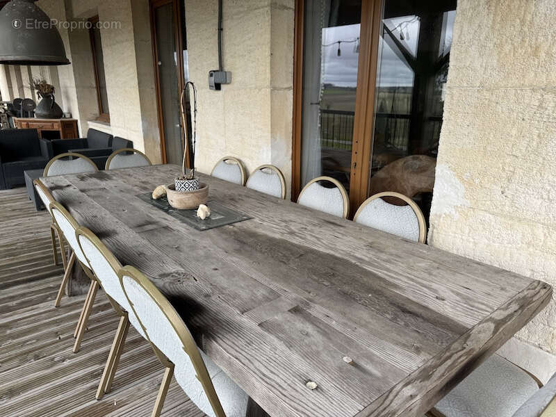 Maison à AUBETERRE-SUR-DRONNE
