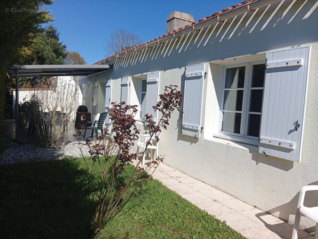 Maison à SAINTE-FOY