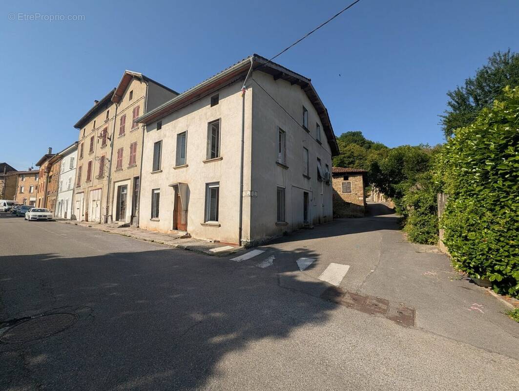 Maison à VIRIVILLE