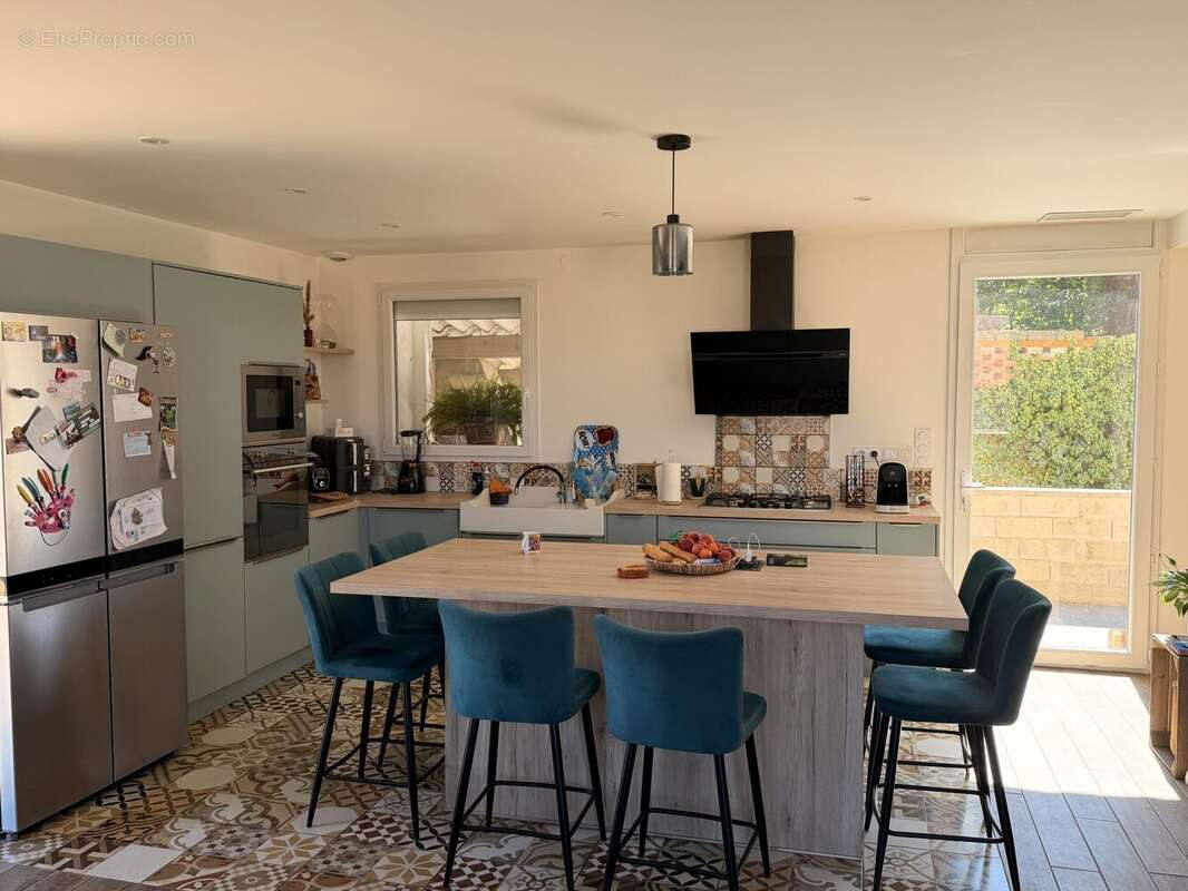 Appartement 237 m² à Bages  - photo 4