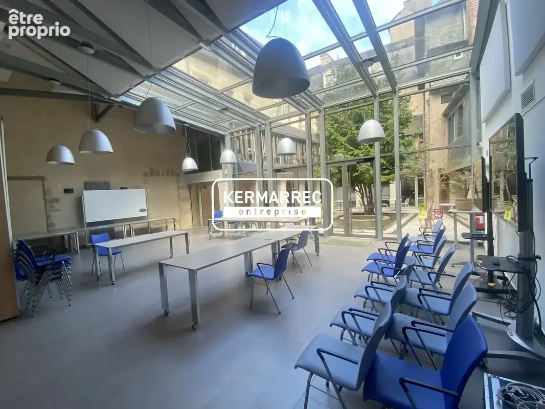 Commerce 741 m² à Rennes  - photo 3