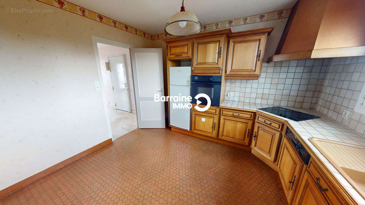 A vendre brest proche croix rouge appt t4 90m² deux chambres balcon ascenseur garage - photo 12