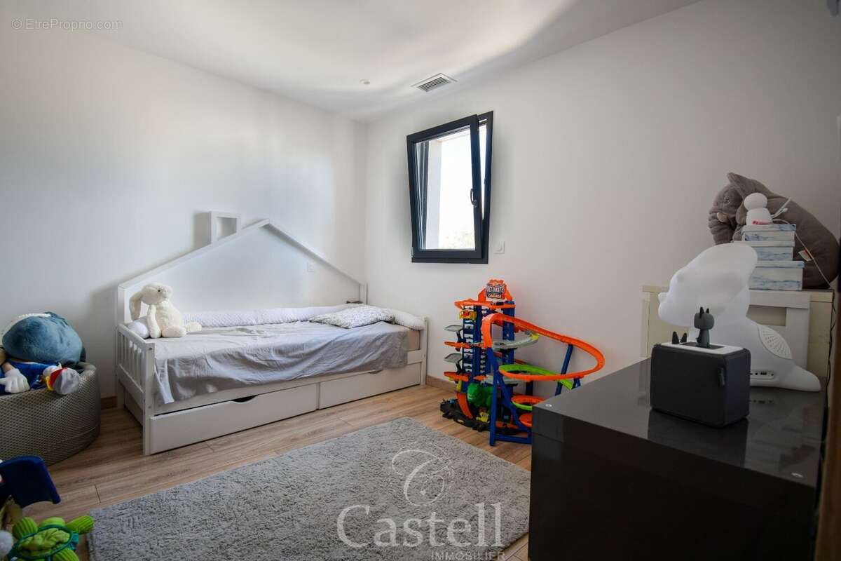 *** superbe contemporaine 4 chambres, garage, piscine *** - photo 12