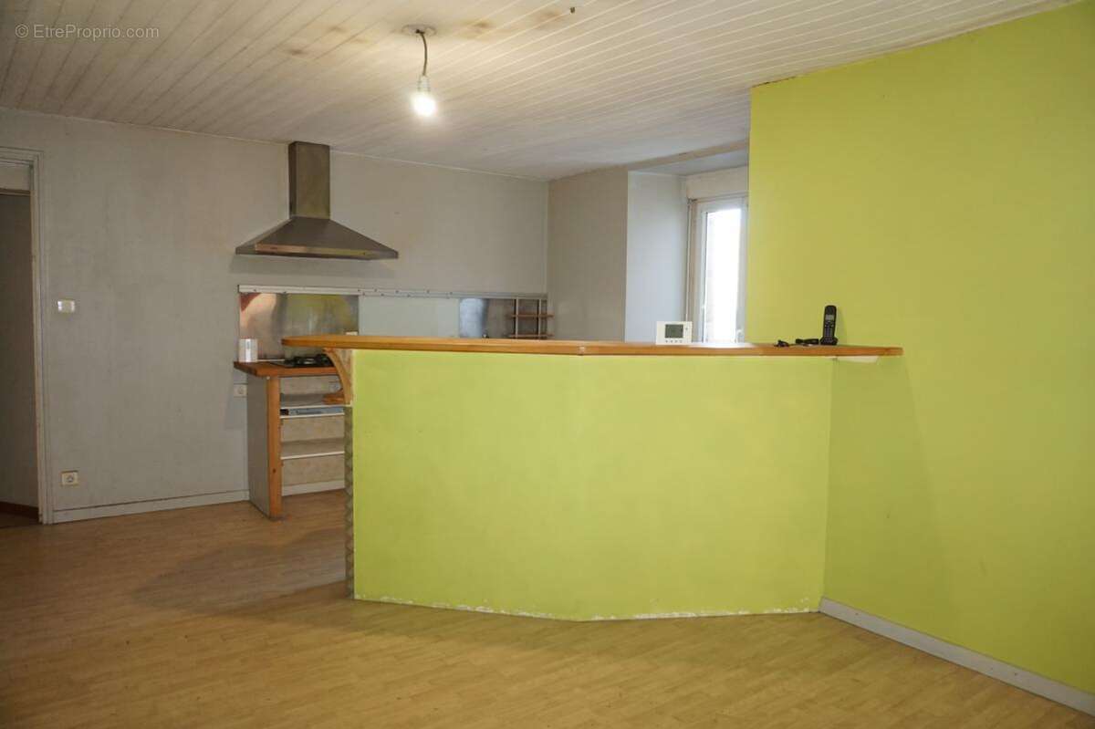 Maison à MORTAGNE-SUR-SEVRE