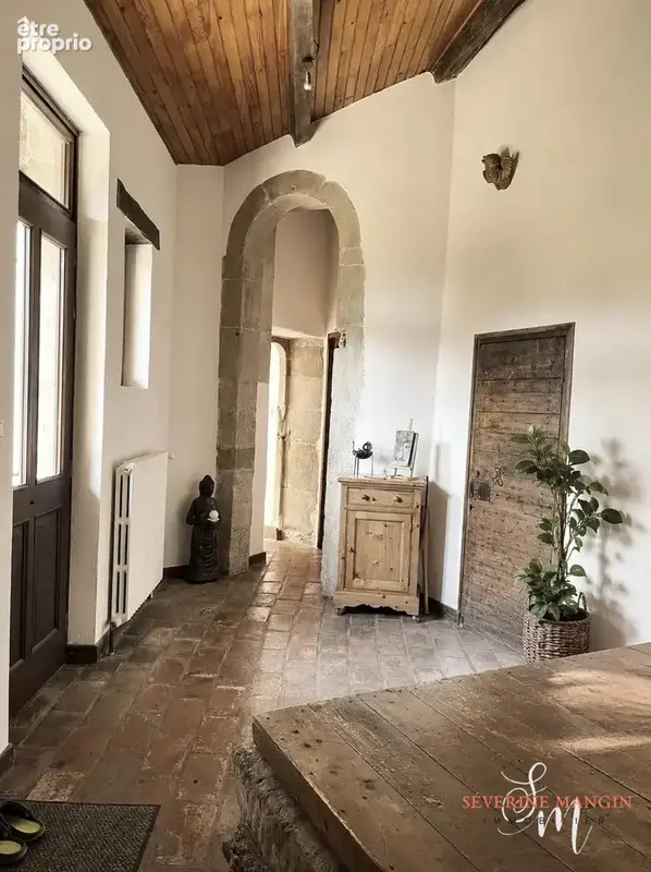 Maison 364 m² à Mours-Saint-Eusebe  - photo 3